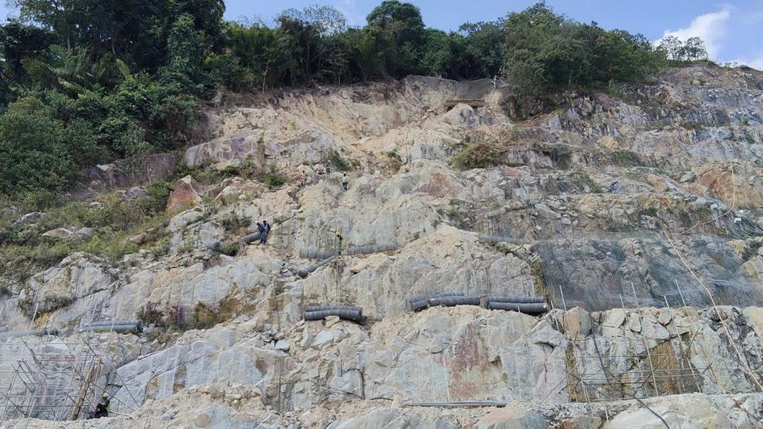 Rock Netting in progress