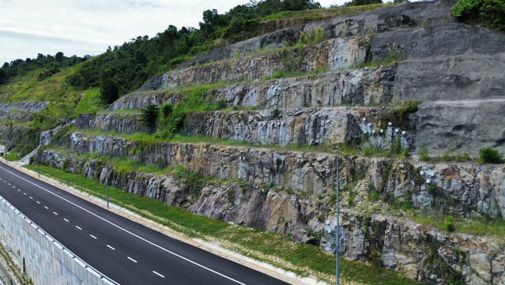 East Klang Valley Expressway slope works